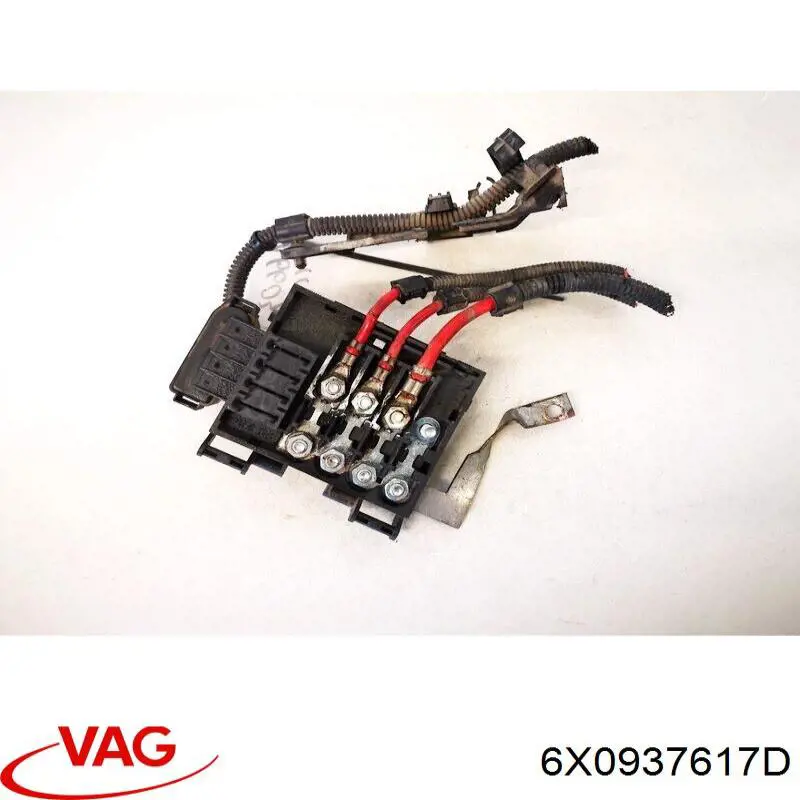 6X0937617D VAG Caja de fusibles trasera interior