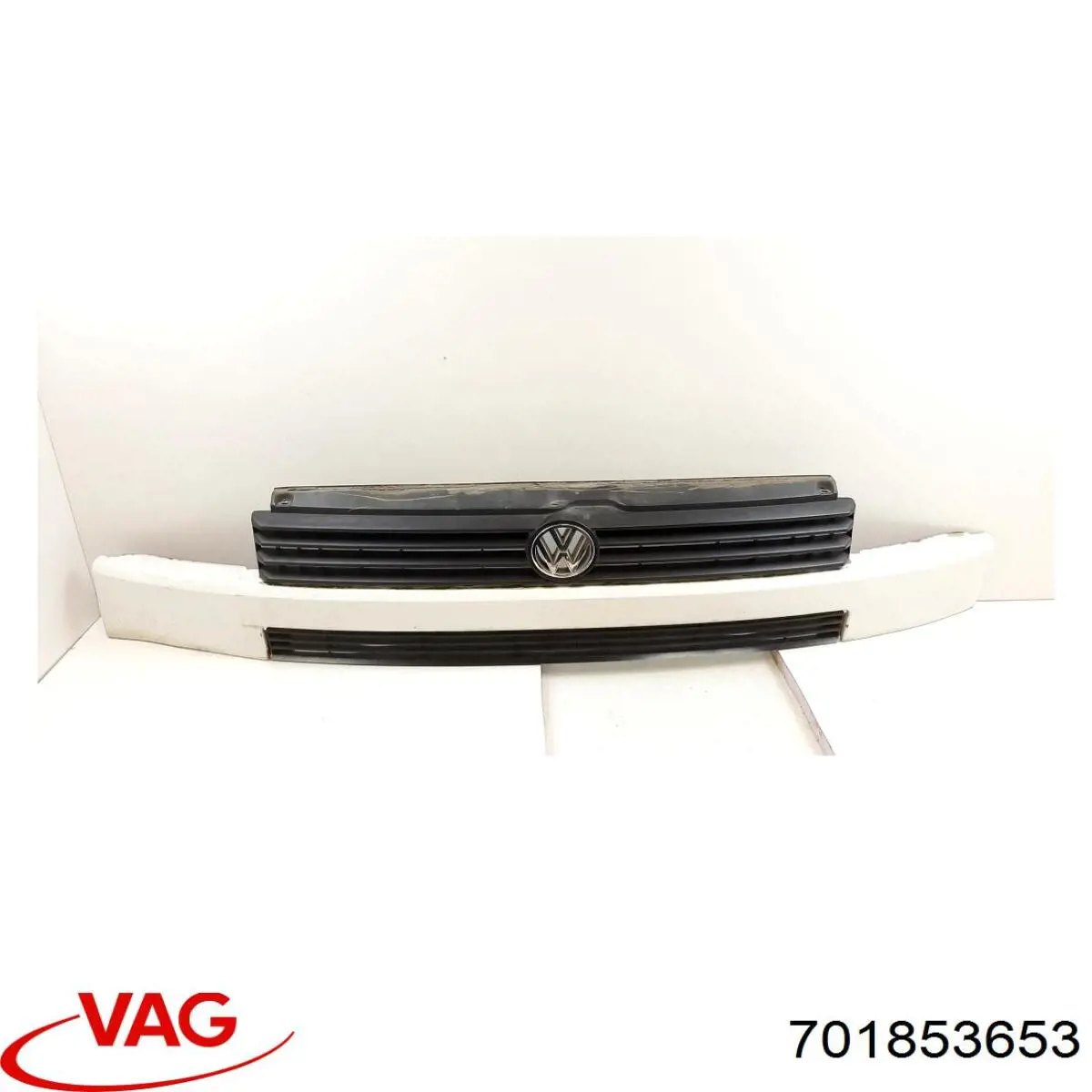Rejilla delantera VAG 701853653B01C precio, desde 69,95 EUR