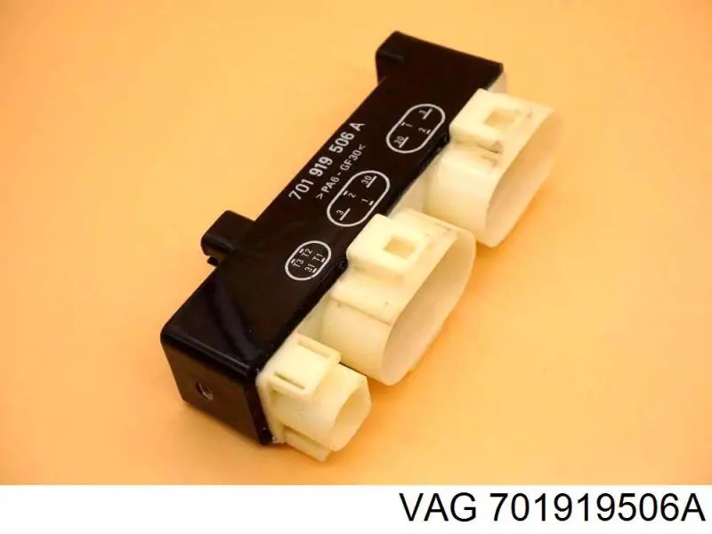 Regulador de velocidad del ventilador de refrigeración (unidad de control) VAG 701919506A precio, desde 40,11 EUR