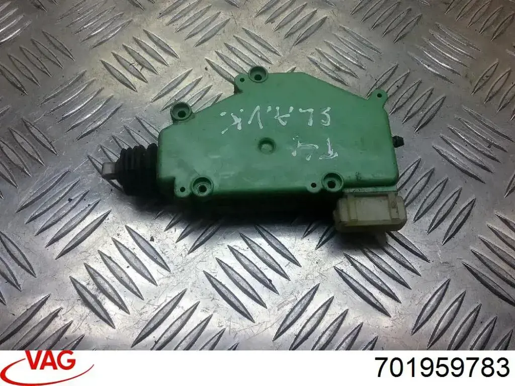 Motor de apertura/cierre de cerradura de puerta delantera VAG 701959783 precio, desde 35,41 EUR