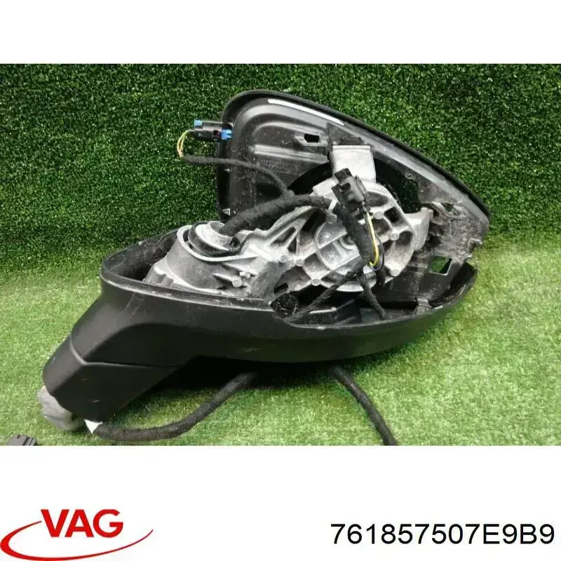 Carcasa interior del espejo retrovisor izquierdo VAG 761857507AE9B9 precio, desde 709,72 EUR