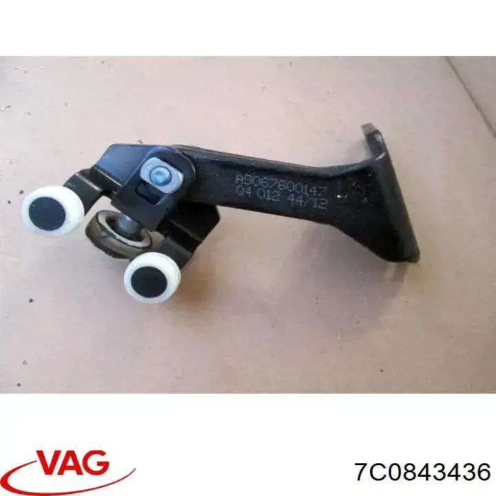 Comprar 7C0843436 VAG Rodillo superior derecho de puerta corrediza