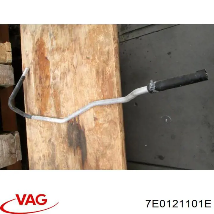 Comprar 7E0121101E VAG Manguera superior del radiador