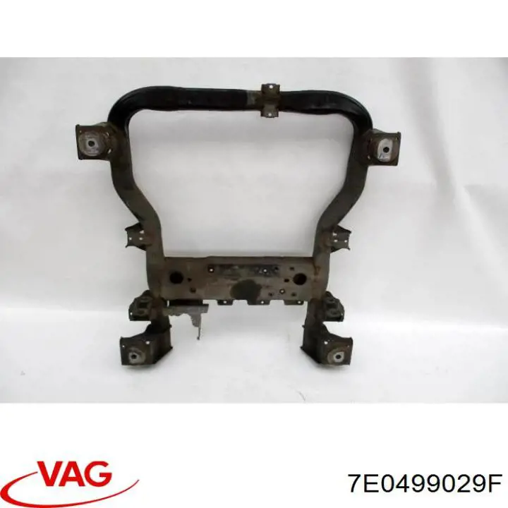 7E0499029F VAG Subchasis delantero