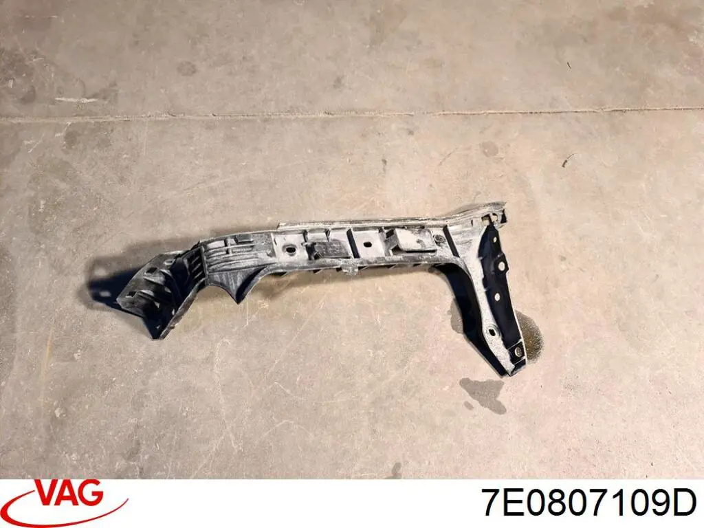 Refuerzo de parachoques delantero VAG 7E0807109D precio, desde 156,80 EUR