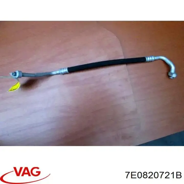 7E0820721E VAG Manguera de aire acondicionado de compresor al condensador