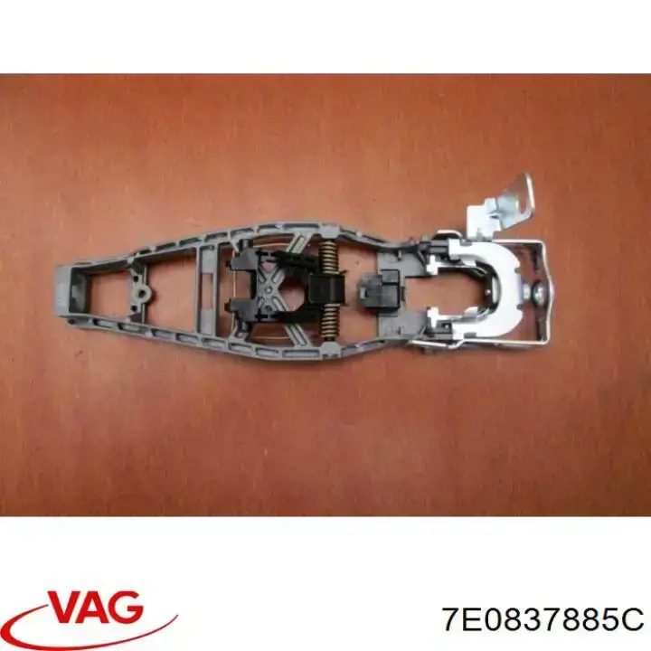 Soporte de manija exterior de puerta delantera izquierda VAG 7H0837885C precio, desde 38,25 EUR