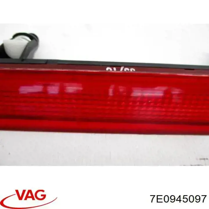 Luz de freno adicional VAG 7E0945097