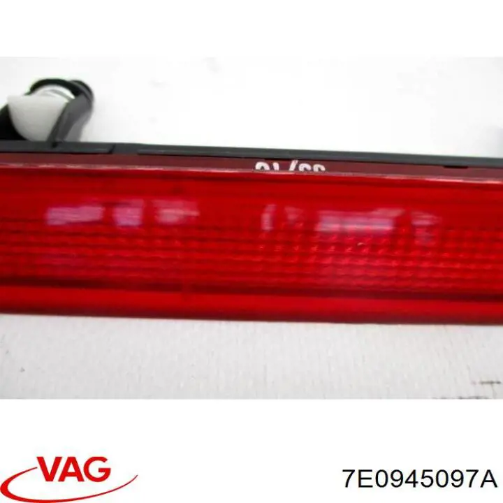 Comprar 7E0945097A VAG Luz de freno trasera adicional 