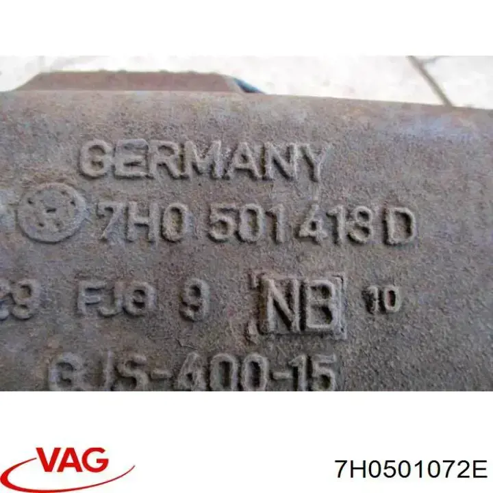 Brazo de suspensión trasero inferior derecho 7H0501072E VAG