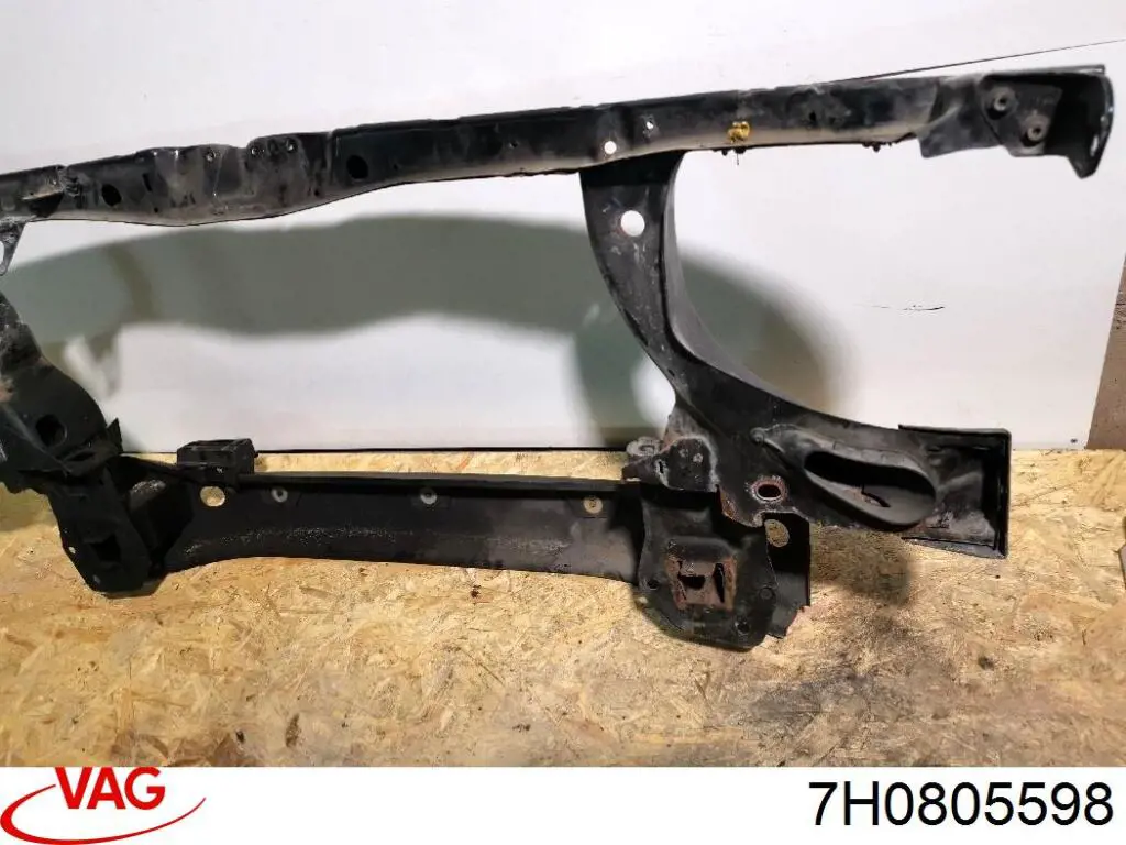 Panel de soporte del radiador y montaje de faros VAG 7H0805598 precio, desde 167,52 EUR