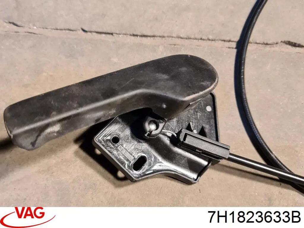 Soporte de la manija de apertura del capó VAG 7H1823633B precio, desde 10,05 EUR