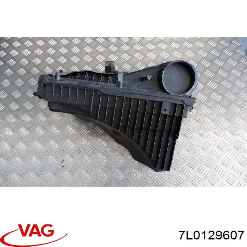 Caja del filtro de aire VAG 7L0129607 precio, desde 68,24 EUR