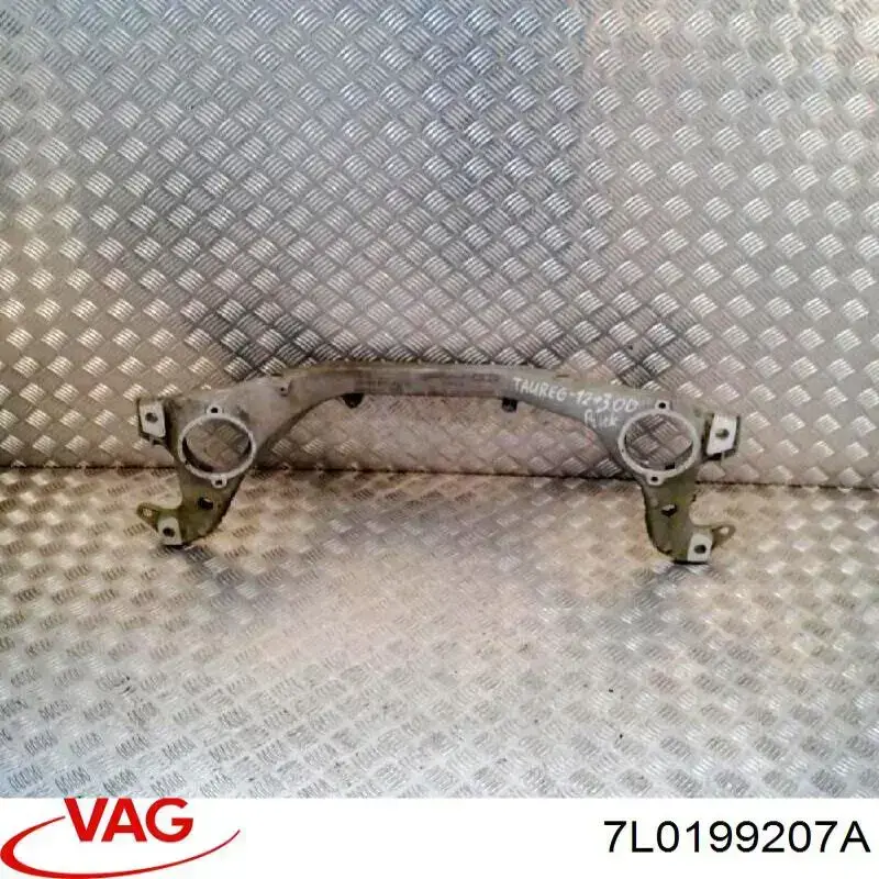 Viga de soporte del motor VAG 7L0199207A precio, desde 191,66 EUR