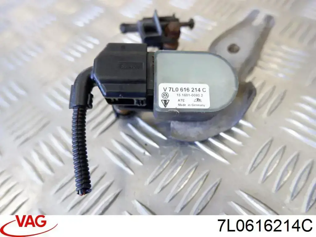 Comprar 7L0616214C VAG Sensor de nivel de carrocería delantero derecho