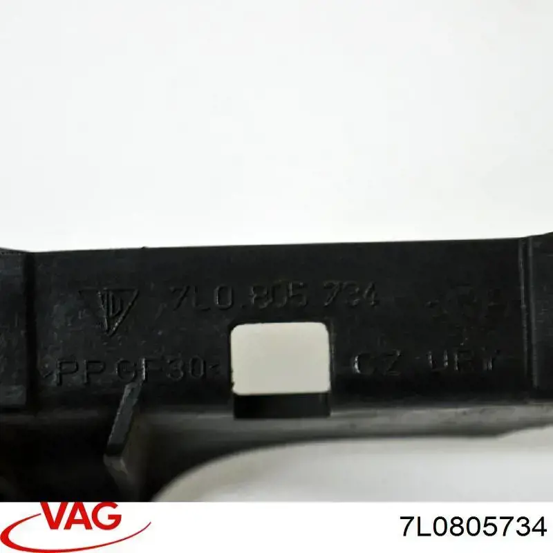 Soporte de panel frontal derecho VAG 7L0805734 precio, desde 4,36 EUR