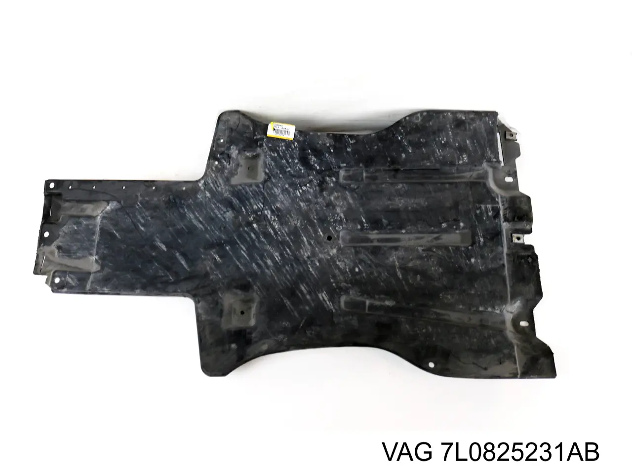 Protección trasera del motor VAG 7L0825231AB precio, desde 47,80 EUR