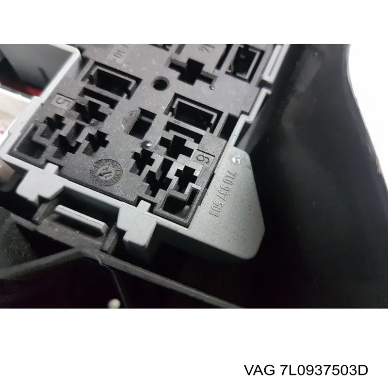 Comprar 7L0937503D VAG Caja de fusibles