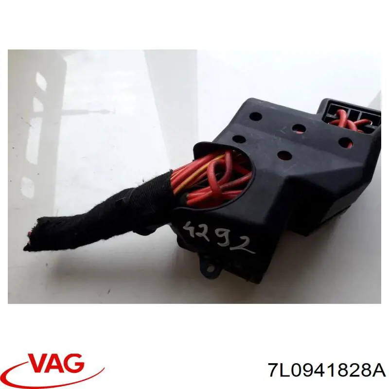 7L0941828A VAG 
