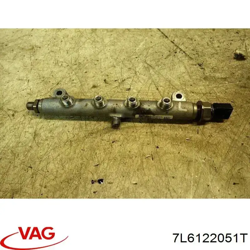 7L6122051T VAG Manguera inferior del radiador