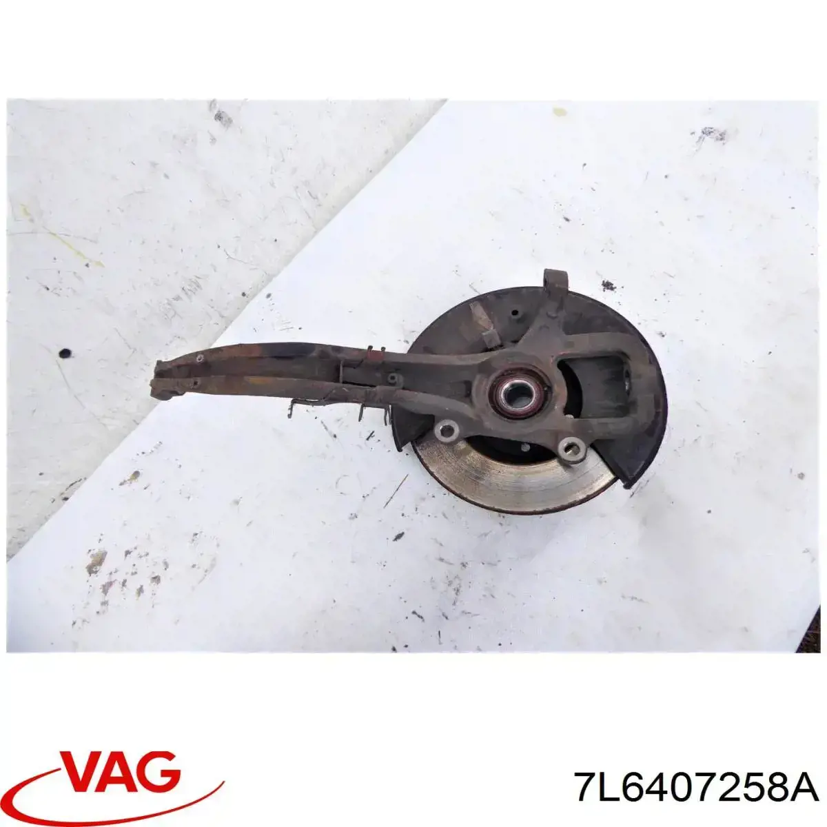 Mangueta delantera derecha VAG 7L6407258A precio, desde 91,48 EUR