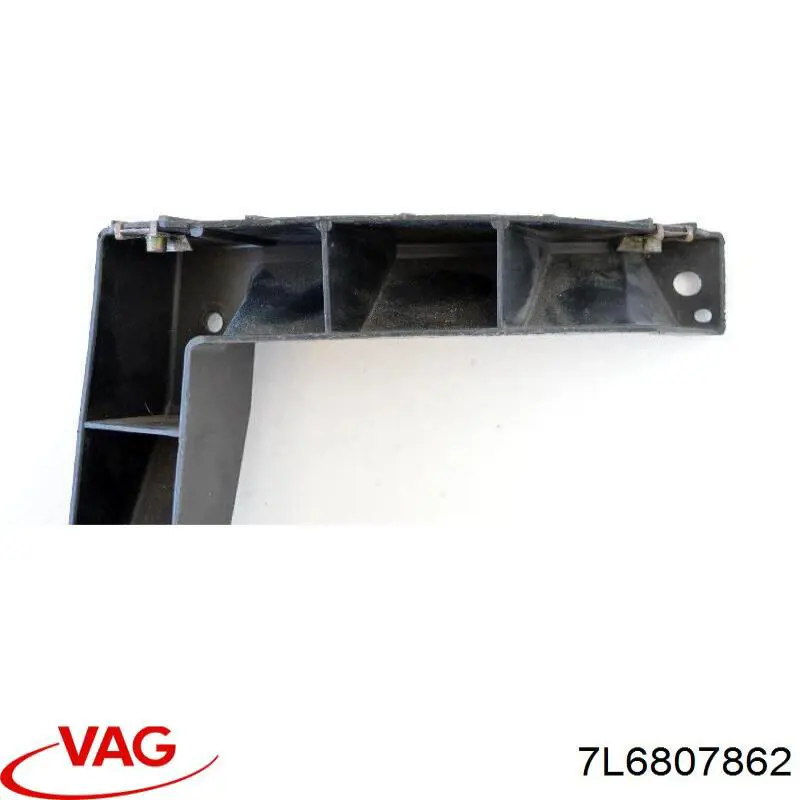 Soporte del parachoques trasero derecho 7L6807862 VAG
