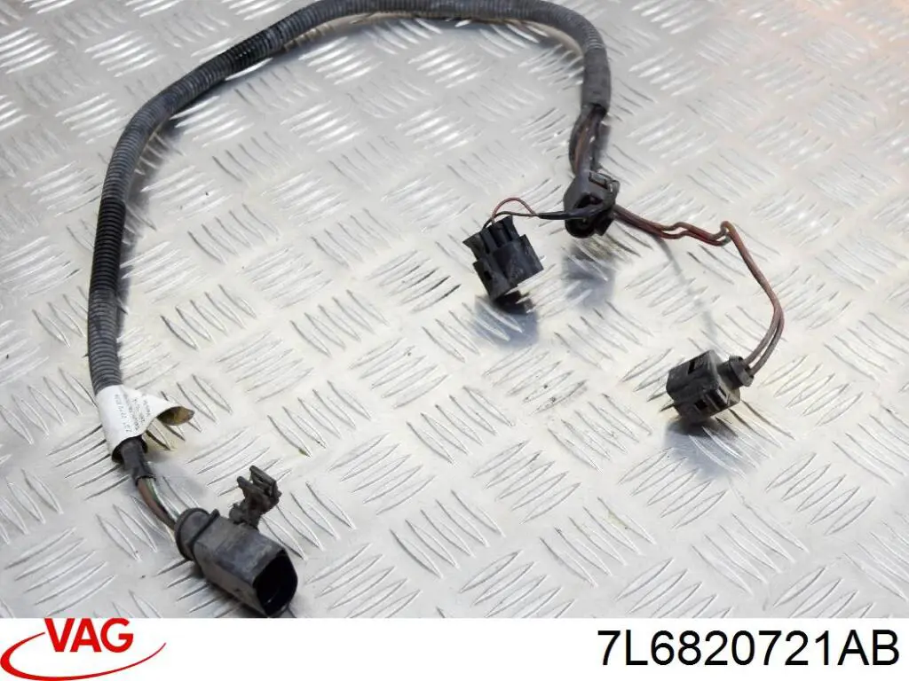 Manguera de aire acondicionado de radiador al deshidratador VAG 7L6820721AB precio, desde 55,60 EUR