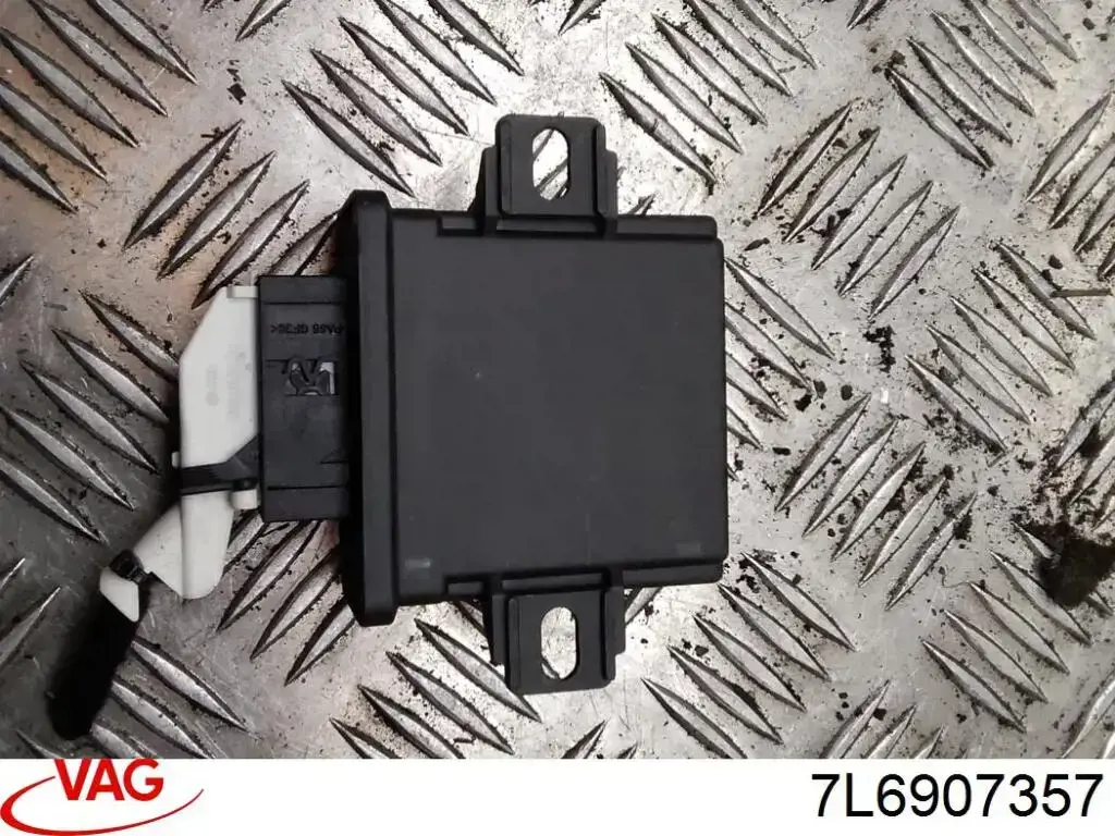 Módulo de control de iluminación adaptativa (ECU) VAG 7L6907357 precio, desde 62,44 EUR