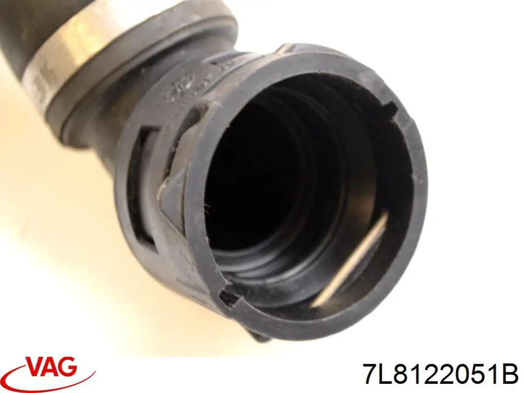 7L8122051B VAG tubería de radiador arriba