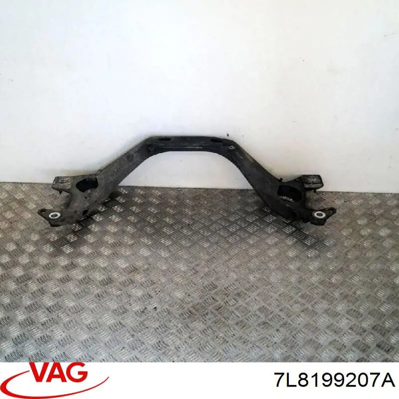 Viga de soporte del motor VAG 7L8199207A