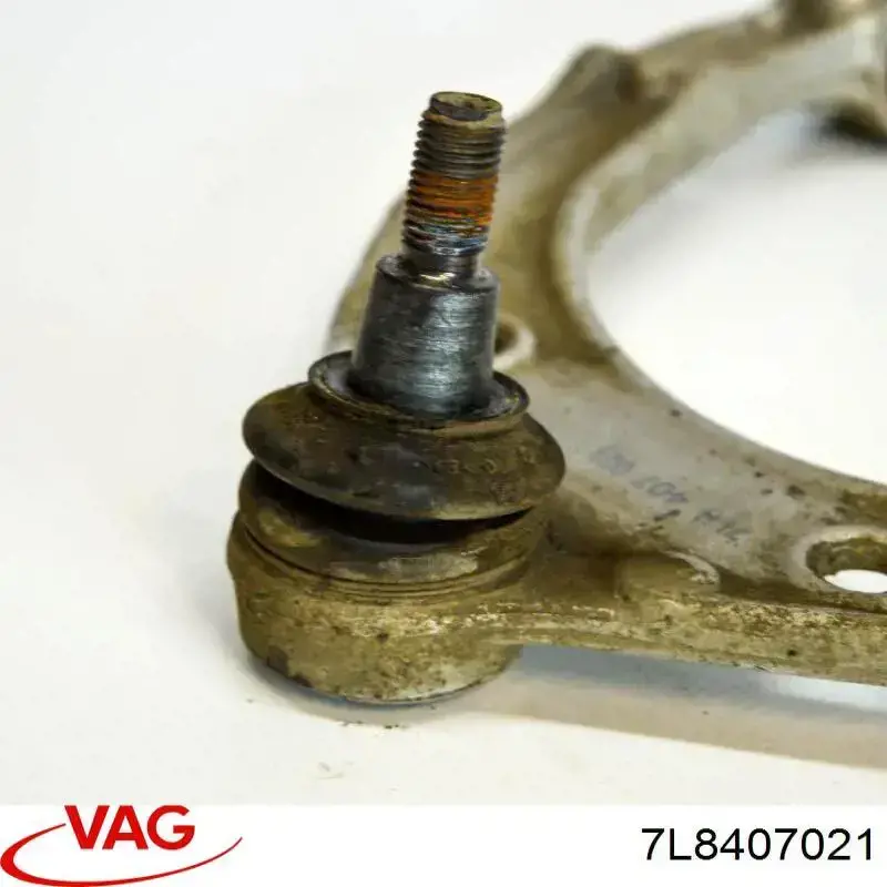 Comprar 7L8407021 VAG Brazo superior izquierdo/derecho de suspensión delantera