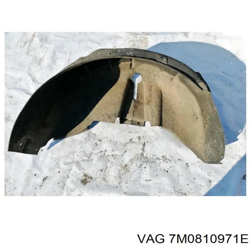 Guardabarros interior izquierdo trasero 7M3810971B VAG