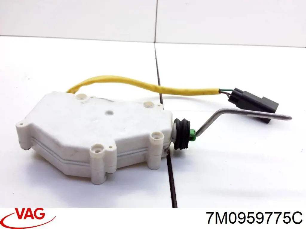 Motor de apertura de tapa de combustible VAG 7M0959775C precio, desde 39,20 EUR