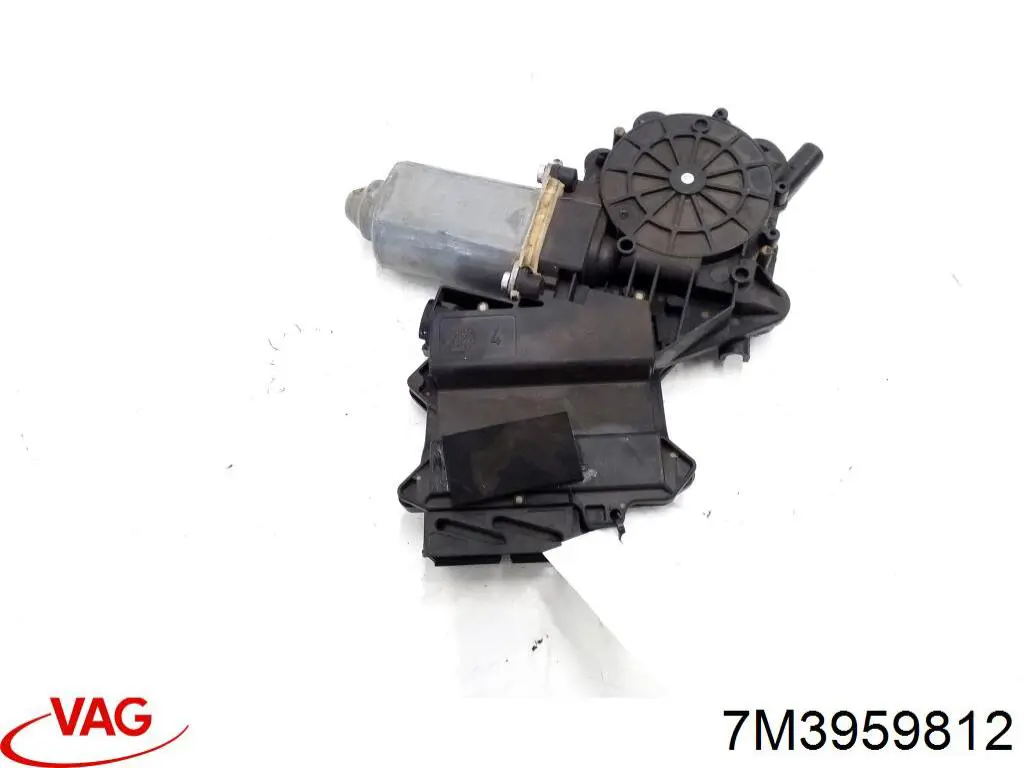 Motor del elevalunas de la puerta trasera derecha VAG 7M3959812 precio, desde 65,34 EUR