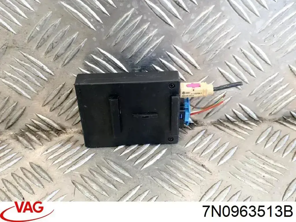 7N0963513B VAG 