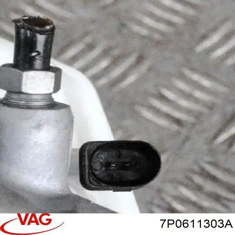 7P0611303A VAG depósito de líquido de frenos
