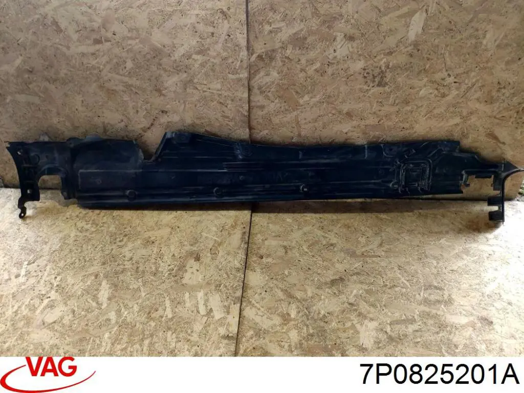 Protección inferior izquierda VAG 7P0825201A precio, desde 100,00 EUR