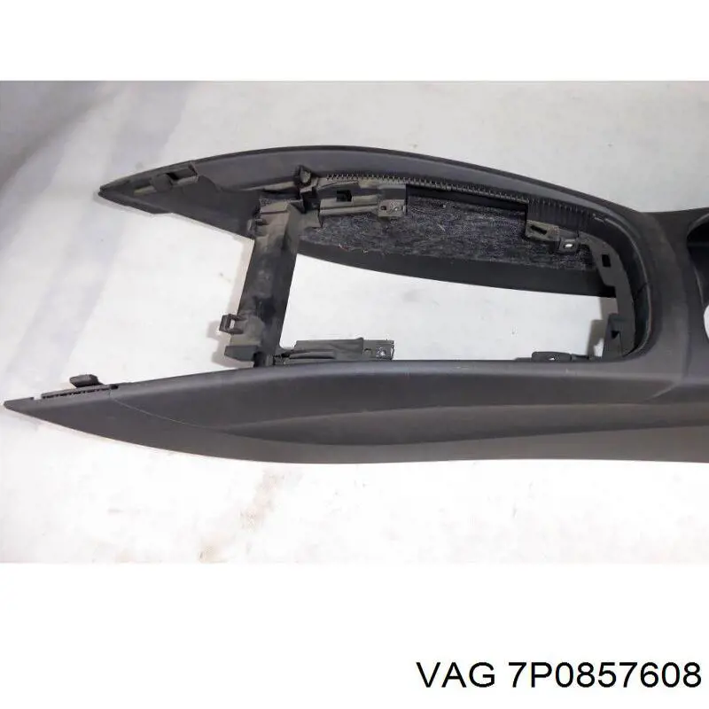 Comprar 7P0857608AY20 VAG 