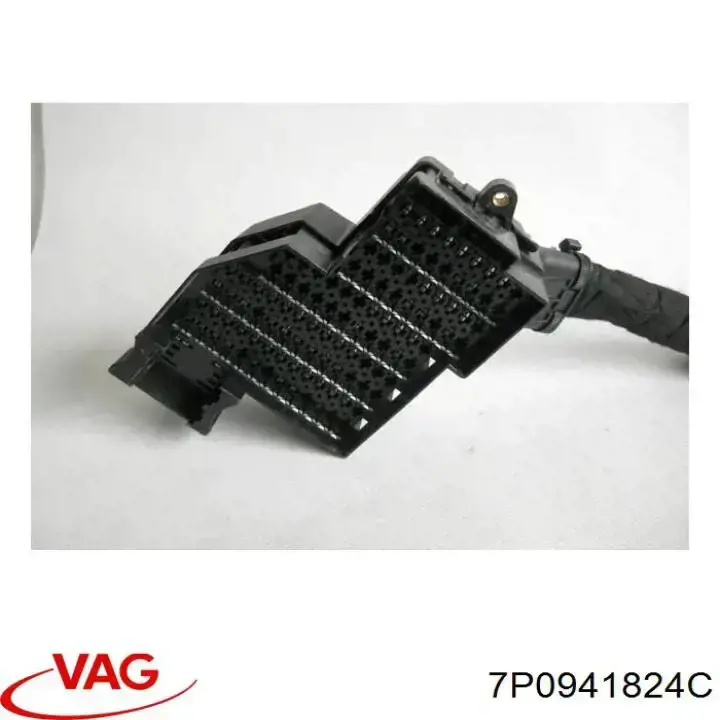 7P0941824C VAG Caja de relés y fusibles