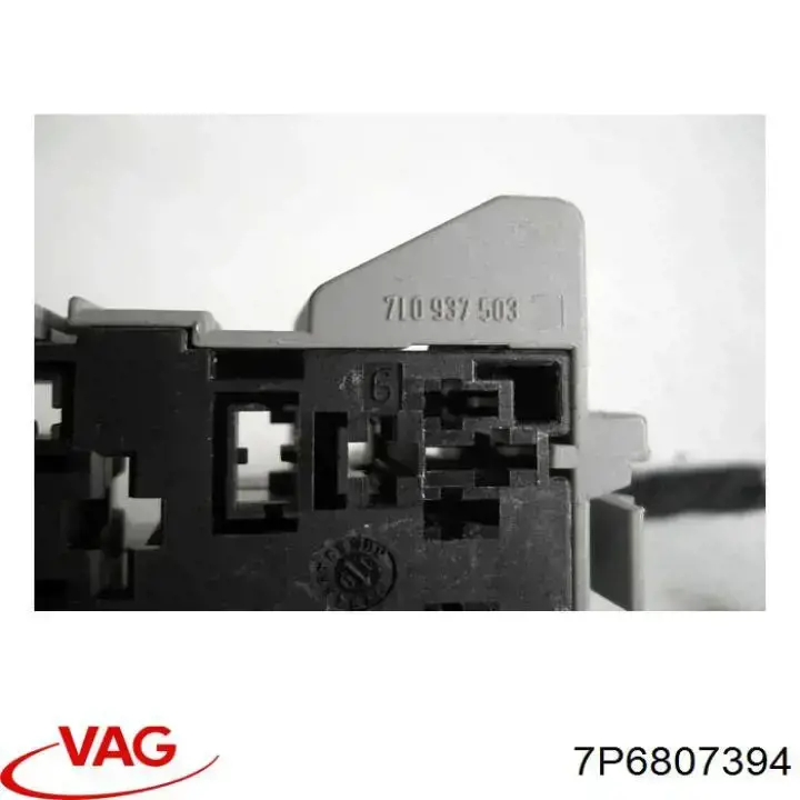 Comprar 7P6807394 VAG Soporte del parachoques trasero derecho