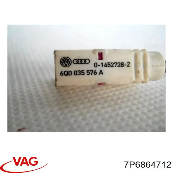 VAG 7P6864712