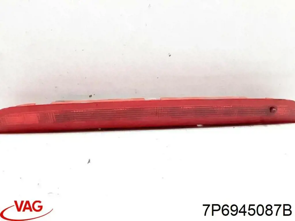  Tercera luz de freno Volkswagen AMAROK 