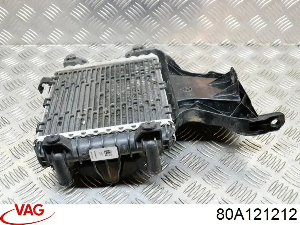 Radiador adicional de refrigeración del motor VAG 80A121212 precio, desde 138,97 EUR
