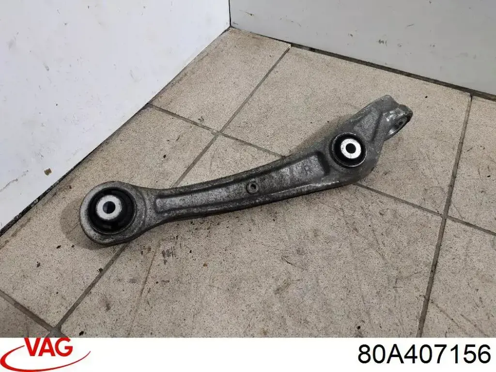 Brazo inferior derecho de la suspensión delantera VAG 80A407156 precio, desde 70,84 EUR