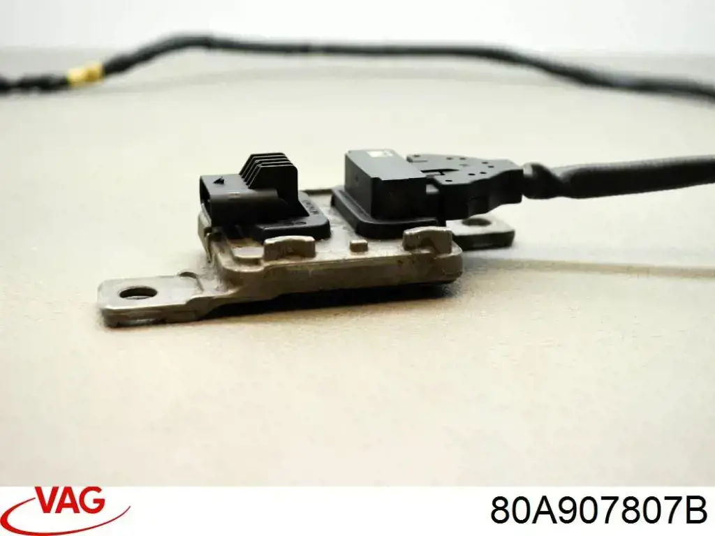 Comprar 80A907807AR VAG Sensor de óxidos de nitrógeno NOx