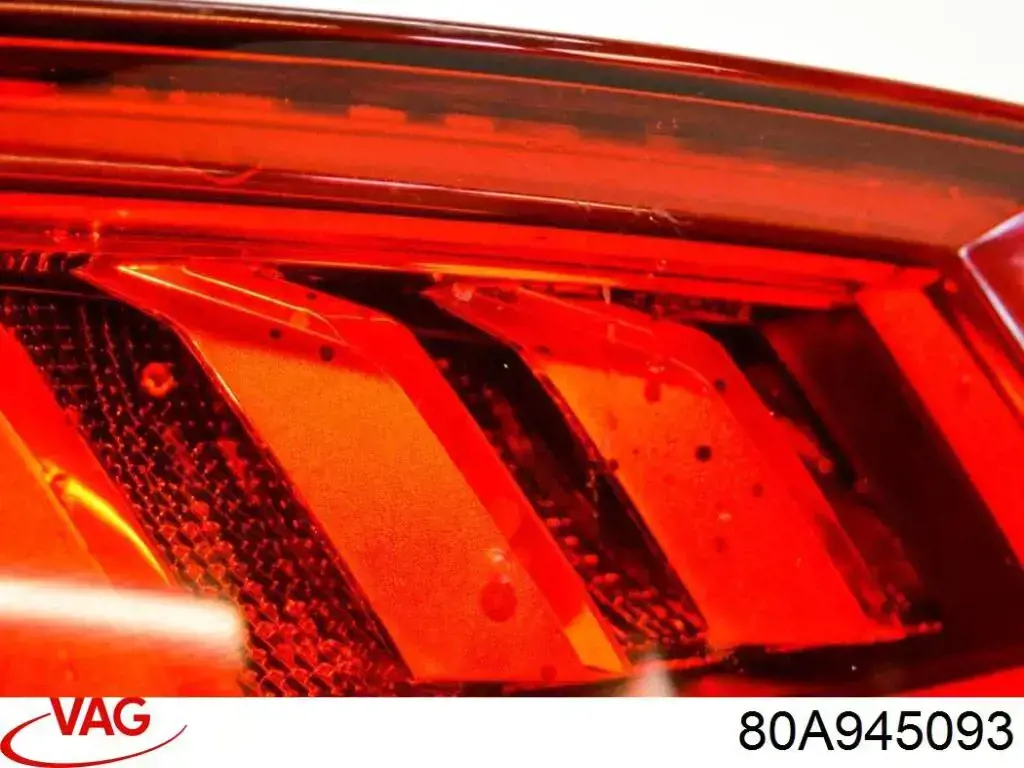 Piloto trasero izquierdo VAG 80A945093 precio, desde 201,54 EUR