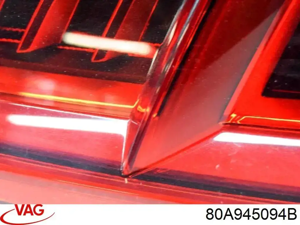 Piloto trasero derecho VAG 80A945094B precio, desde 386,43 EUR