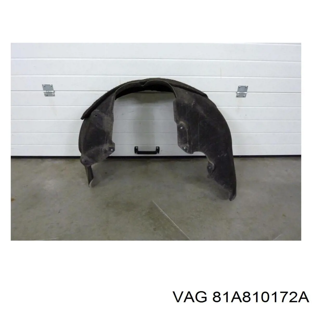 Guardalodo interior derecho, aleta trasera 81A810172A VAG