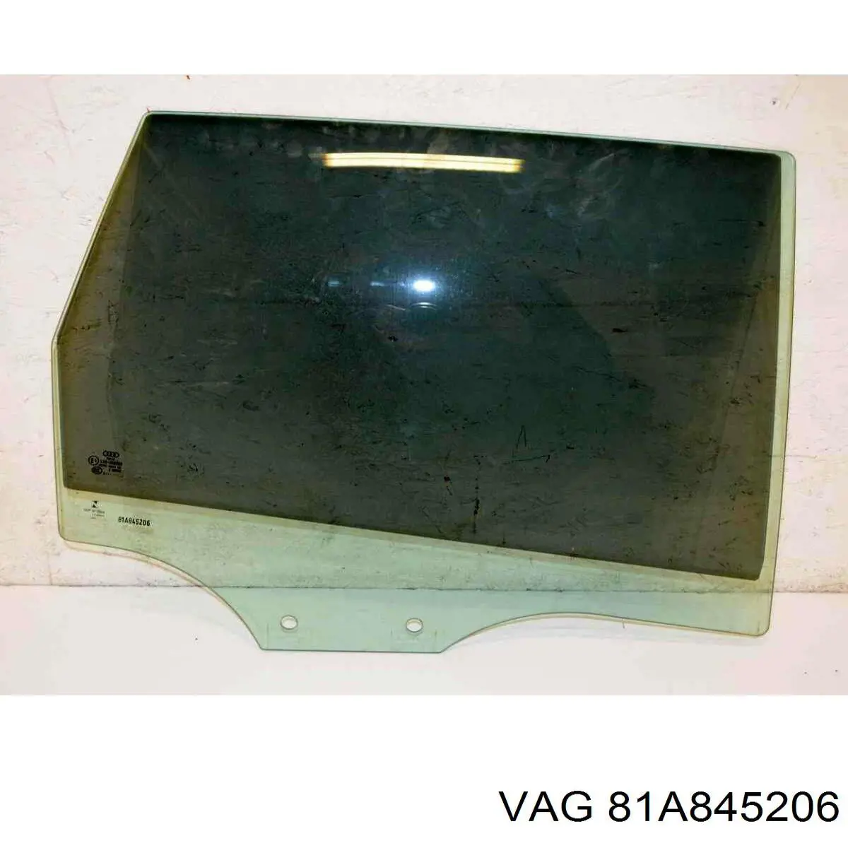 Cristal de puerta trasera derecha VAG 81A845206 precio, desde 101,18 EUR