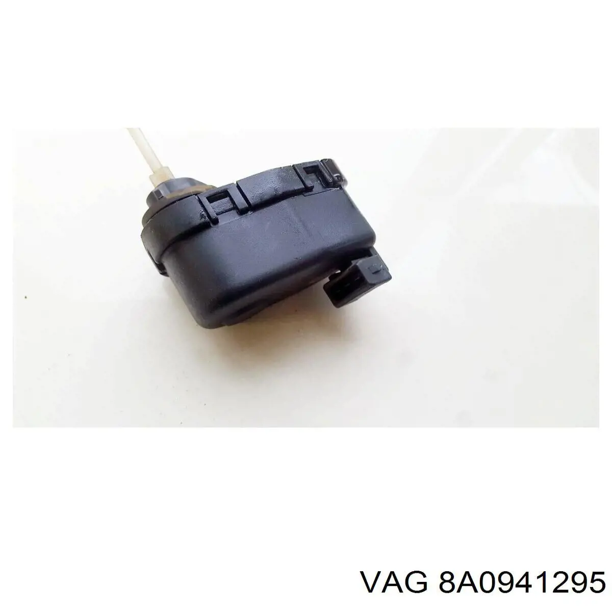 Elemento de regulación del alcance de faros VAG 8A0941295